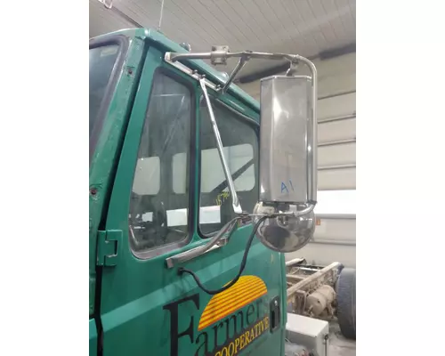 FREIGHTLINER FL70 MIRROR ASSEMBLY CABDOOR