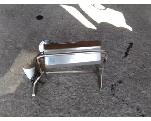 FREIGHTLINER FL70 MIRROR ASSEMBLY CABDOOR