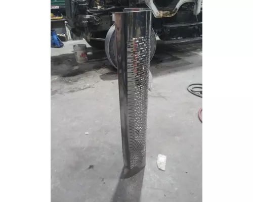 FREIGHTLINER FL70 MUFFLER SHIELD