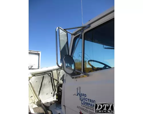 FREIGHTLINER FL70 Mirror (Side View)