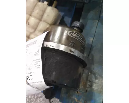 FREIGHTLINER FL70 POWER STEERING RESERVOIR