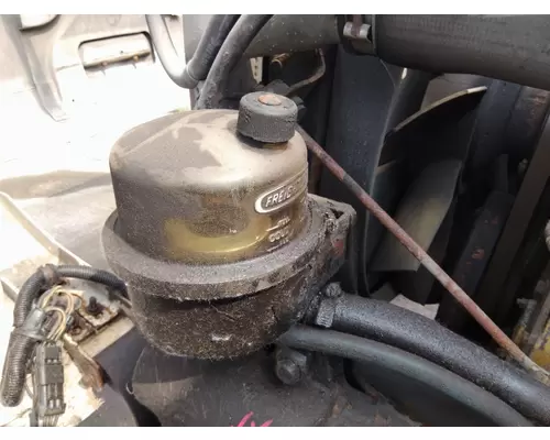 FREIGHTLINER FL70 POWER STEERING RESERVOIR