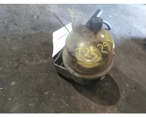 FREIGHTLINER FL70 POWER STEERING RESERVOIR