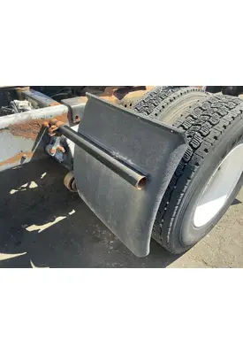 FREIGHTLINER FL70 Quarter Extension
