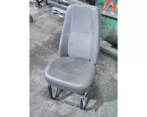 FREIGHTLINER FL70 SEAT, FRONT