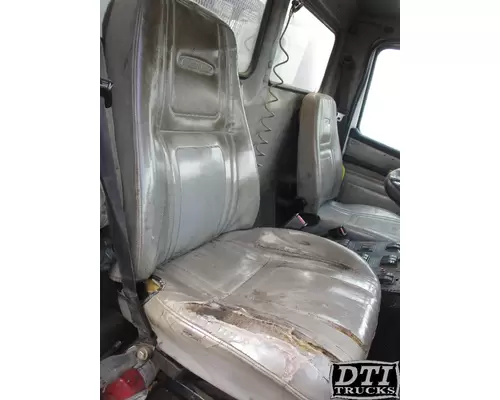 FREIGHTLINER FL70 Seat, Front