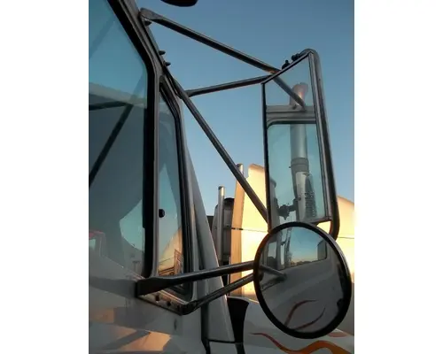 FREIGHTLINER FL70 Side View Mirror
