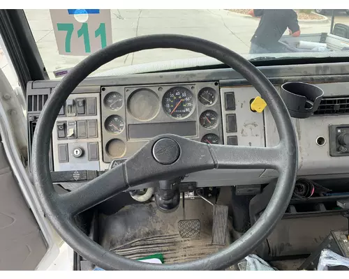 FREIGHTLINER FL70 Steering Column