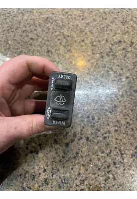 FREIGHTLINER FL70 Switch