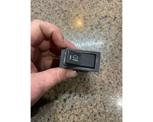 FREIGHTLINER FL70 Switch