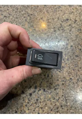 FREIGHTLINER FL70 Switch