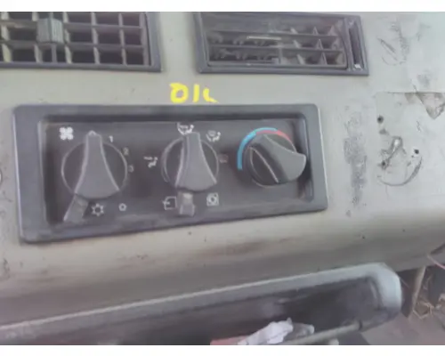 FREIGHTLINER FL70 TEMPERATURE CONTROL