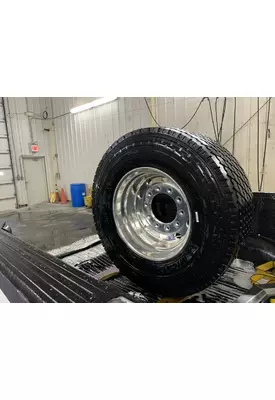FREIGHTLINER FL70 Tire and Rim