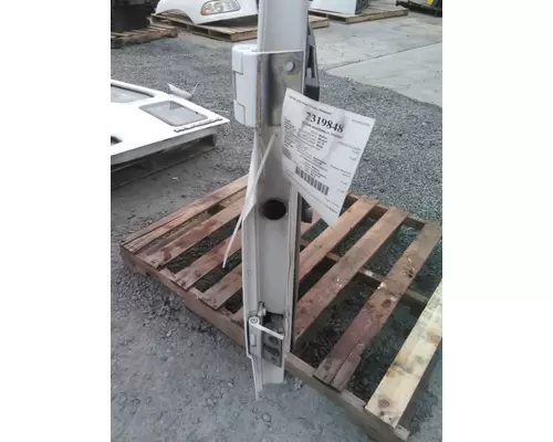 FREIGHTLINER FL80 1991-2005 DOOR ASSEMBLY, FRONT