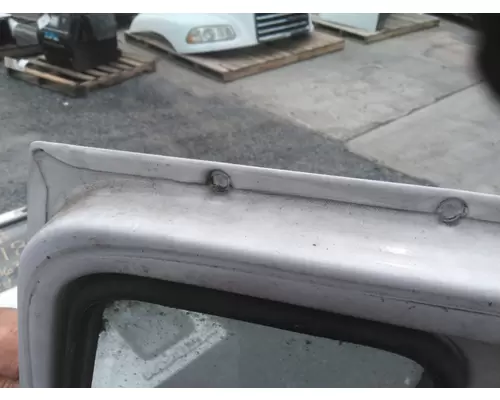 FREIGHTLINER FL80 1991-2005 DOOR ASSEMBLY, FRONT