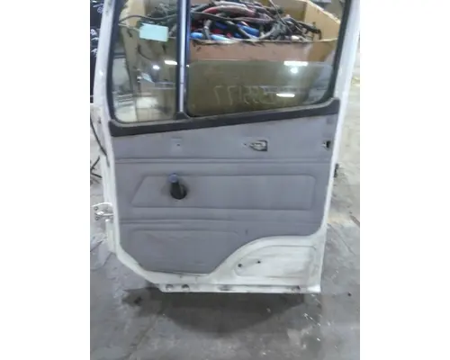 FREIGHTLINER FL80 1991-2005 DOOR ASSEMBLY, FRONT