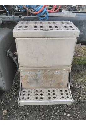 FREIGHTLINER FL80 BATTERY BOX