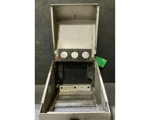 FREIGHTLINER FL80 Battery Boxes