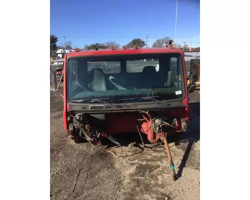 FREIGHTLINER FL80 Cab