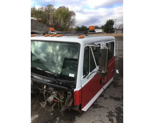 FREIGHTLINER FL80 Cab