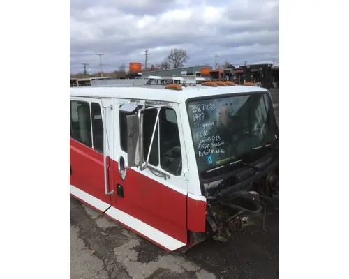 FREIGHTLINER FL80 Cab