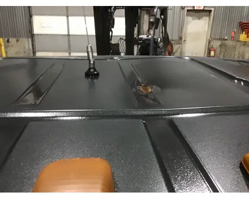 FREIGHTLINER FL80 Cab