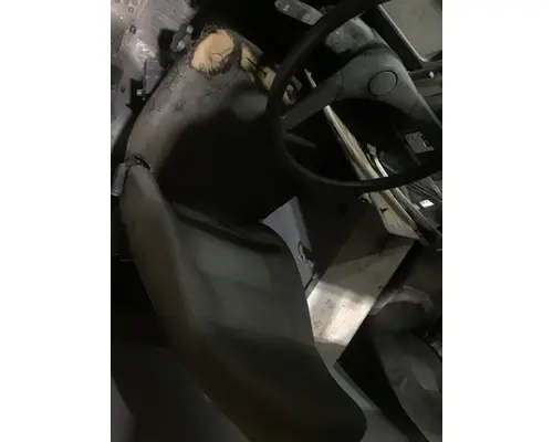 FREIGHTLINER FL80 Cab