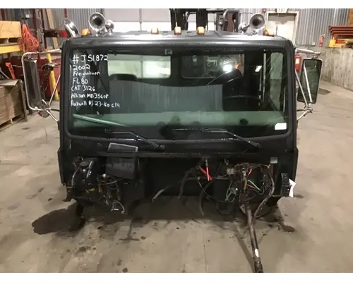 FREIGHTLINER FL80 Cab