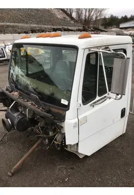 FREIGHTLINER FL80 Cab