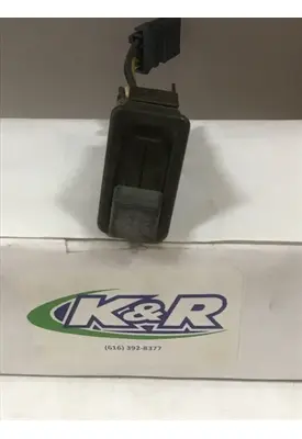 FREIGHTLINER FL80 Dash / Console Switch