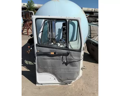 FREIGHTLINER FL80 Door Assembly, Front