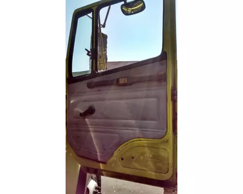 FREIGHTLINER FL80 Door Assembly, Front