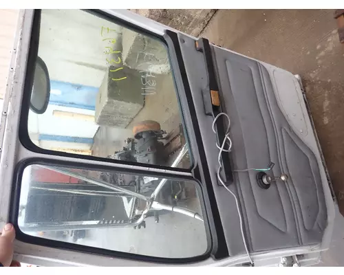 FREIGHTLINER FL80 Door Assembly, Front