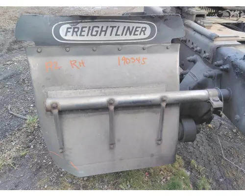 FREIGHTLINER FL80 FENDER, QUARTERHALF REAR