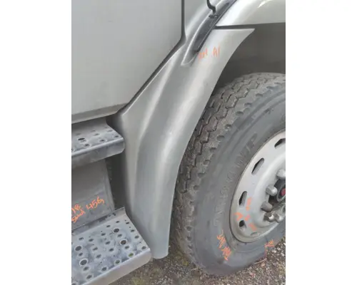 FREIGHTLINER FL80 FENDER EXTENSION