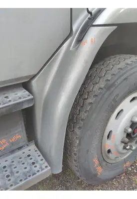 FREIGHTLINER FL80 FENDER EXTENSION