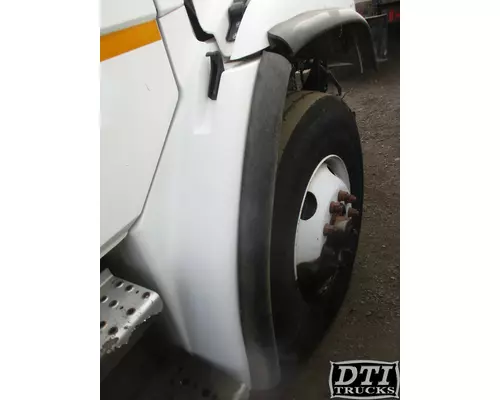 FREIGHTLINER FL80 Fender Extension