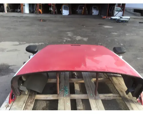 FREIGHTLINER FL80 Hood