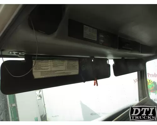 FREIGHTLINER FL80 Interior Sun Visor