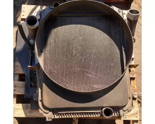 FREIGHTLINER FL80 Radiator