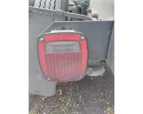 FREIGHTLINER FL80 STOP TURN TAIL LAMP