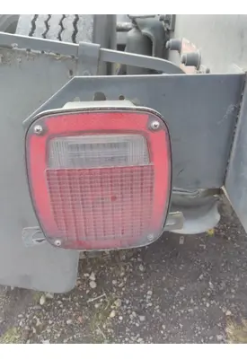 FREIGHTLINER FL80 STOP TURN TAIL LAMP