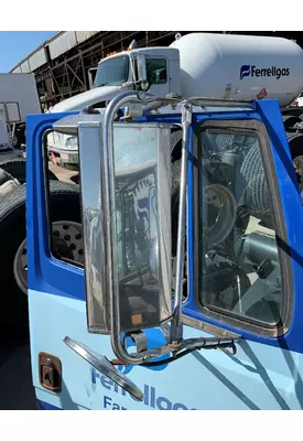 FREIGHTLINER FL80 Side View Mirror