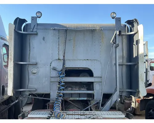 FREIGHTLINER FLA USF-1E HIGH Cab Assembly