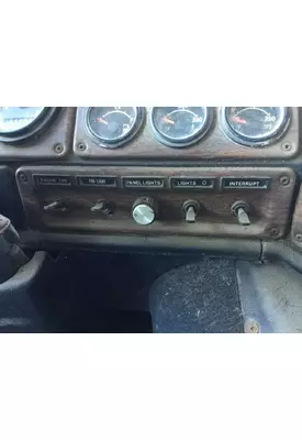 FREIGHTLINER FLA USF-1E HIGH Dash Assembly