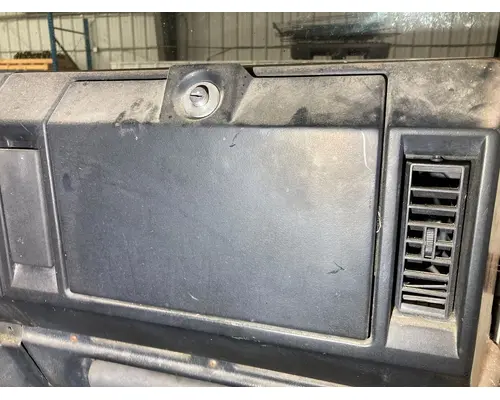 FREIGHTLINER FLA USF-1E HIGH Dash Assembly