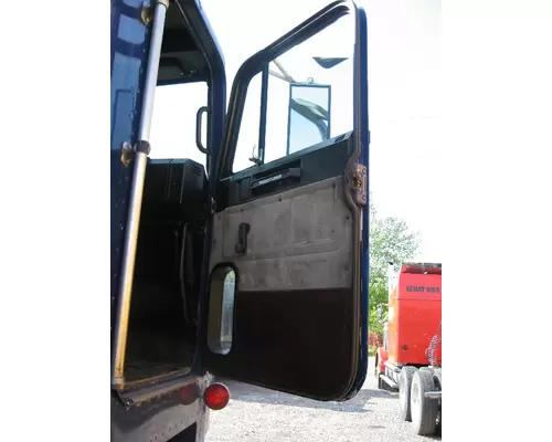 FREIGHTLINER FLA USF-1E HIGH Door Assembly, Front