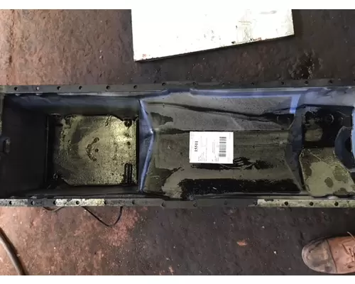 FREIGHTLINER FLA104 Oil Pan