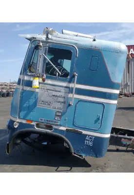 FREIGHTLINER FLA8642 Cab Assembly