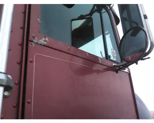 FREIGHTLINER FLA CAB
